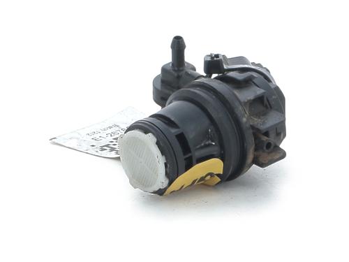 Used Washer pump KIA SOUL II (PS) EV Electric (36 hp) 32201935