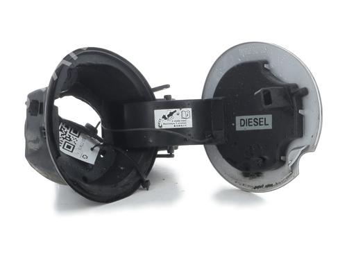 fuel-flap-renault-clio-iv-grandtour-kh_-2012-2013-2014-2015-2016-2017-2018-2019-2020-2021-32255056 main image