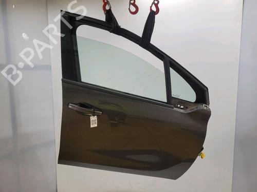 Dør højre fortil PEUGEOT 208 I (CA_, CC_) 1.2 VTI 82 (82 hp) 31285300