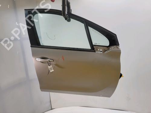 Used Right front door Right front door 38031727 38031727