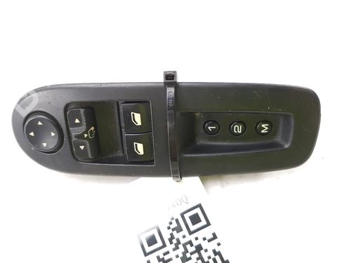 Used Left front window switch Left front window switch PEUGEOT 407 Coupe (6C_) 2.7 HDi (204 hp) 10454314 10454314