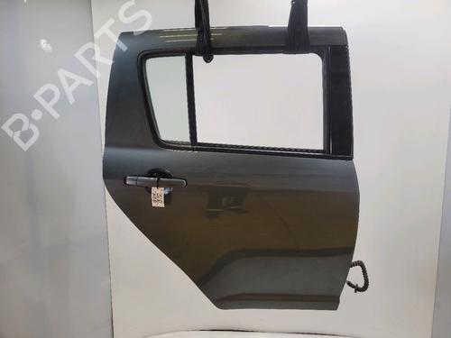 Używane Drzwi tylne prawe SUZUKI SWIFT III (MZ, EZ) 1.3 (RS413, ZC11S) (92 hp) 28208088