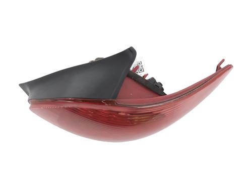 Højre baglygte PEUGEOT 206 Hatchback (2A/C) 1.4 HDi eco 70 (68 hp) 31607260