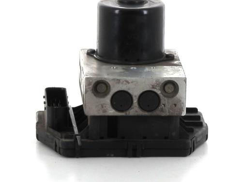Used ABS pump MERCEDES-BENZ C-CLASS (W203) C 270 CDI (203.016) (170 hp) 31963881