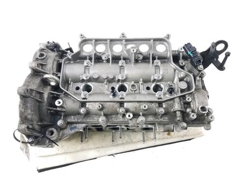 Used Cylinder head RENAULT LATITUDE (L70_) 3.0 dCi 240 (L70G) (241 hp) 23556077