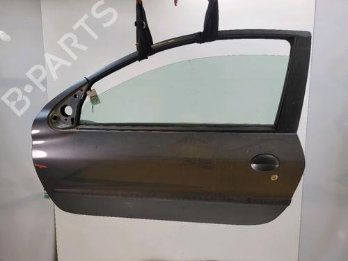Used Left front door PEUGEOT 206 Hatchback (2A/C) [1998-2012]  26877805