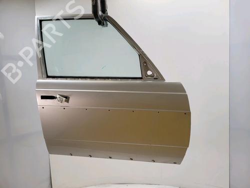 Used Right front door Right front door 37709370 37709370