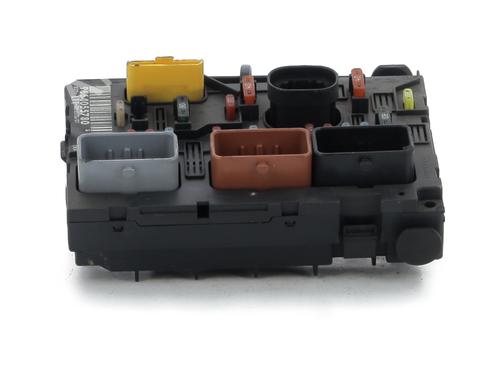 Used Fuse box Fuse box PEUGEOT 307 (3A/C) 1.6 HDi 110 (109 hp) 34261350 34261350