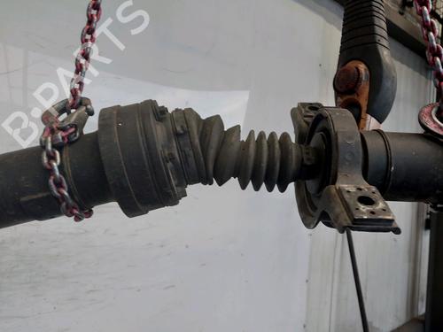 Driveshaft HYUNDAI SANTA FÉ II (CM) 2.2 CRDi GLS 4x4 | BP30631737M37