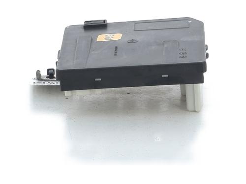 fuse-box-renault-megane-ii-coupe-cabriolet-em01_-2003-2004-2005-2006-2007-2008-2009-2010-31937866 main image