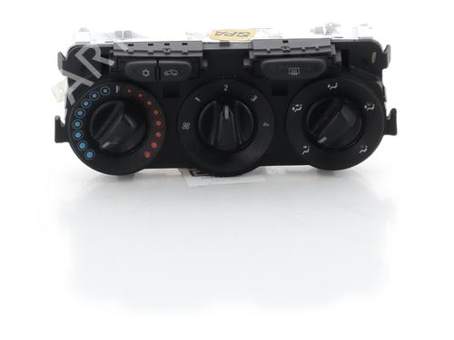 climate-control-opel-corsa-e-x15-2014-39633443 main image
