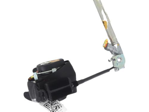 front-right-seatbelt-citroen-c4-grand-picasso-ii-da_-de_-2013-40487830 main image