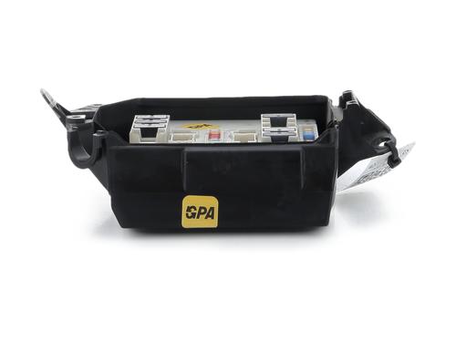 Used Fuse box Fuse box RENAULT CLIO III (BR0/1, CR0/1) 1.2 16V (BR02, BR0J, BR11, CR02, CR0J, CR11) (75 hp) 39704771 39704771