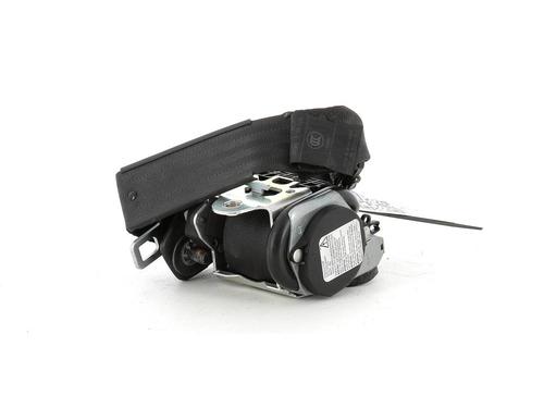Venstre bak beltestrammer VOLVO XC90 I (275) D5 AWD | BP15373833C89 
