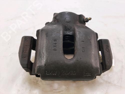 Used Right front brake caliper LAND ROVER RANGE ROVER III (L322) 4.4 4x4 (286 hp) 27918560