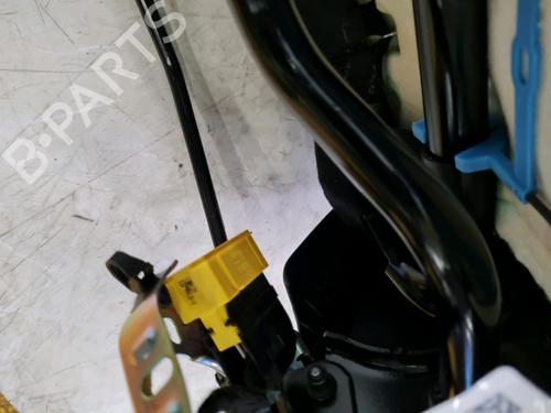 Right front seat PEUGEOT 208 II (UB_, UP_, UW_, UJ_) 1.2 PureTech 100 | BP27915161C16 