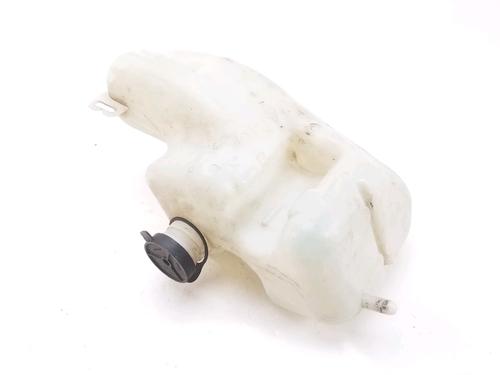 Used Windscreen washer tank Windscreen washer tank RENAULT RAPID Box Body/MPV (F40_, G40_) 1.1 (F401) (45 hp) 10438184 10438184