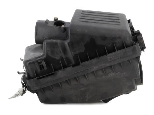 Used Air filter box TOYOTA AVENSIS (_T25_) 2.0 D-4D (CDT250_, CDT250R) (116 hp) 24425525
