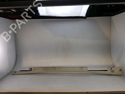 Used Right sideskirt NISSAN ALMERA TINO (V10) 2.2 dCi (115 hp) 23557716