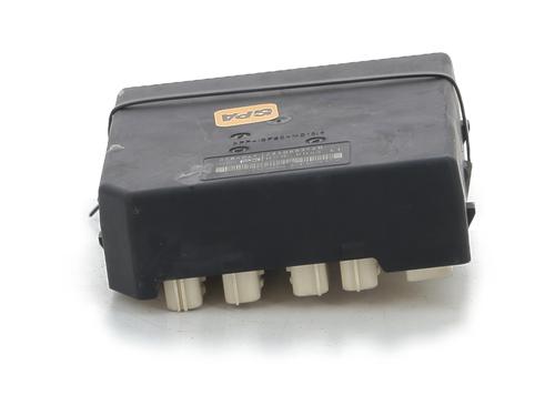 Used Fuse box RENAULT MEGANE III Hatchback (BZ0/1_, B3_) 2.0 TCe (BZ0K) (180 hp) 30334886