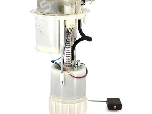 Used Fuel pump PEUGEOT 108 1.2 (82 hp) 25300631