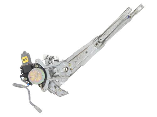 Lève-vitre avant droit HONDA CIVIC VI Hatchback (EJ, EK) 1.5 i (EK3) (114 hp) 33110962