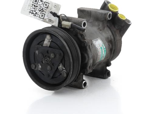 Used AC compressor AC compressor RENAULT CLIO II (BB_, CB_) 1.5 dCi (B/CB07) (65 hp) 39633071 39633071
