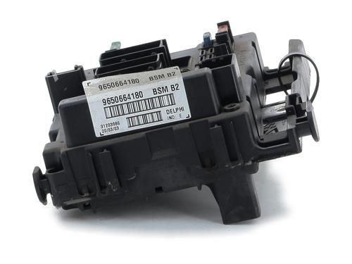 Used Fuse box PEUGEOT 307 SW (3H) 2.0 HDI 90 (90 hp) 27906834