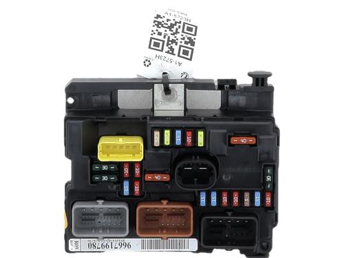 Fuse box CITROËN C3 Picasso (SH_) 1.6 HDi | BP38103899E1 - Image 2