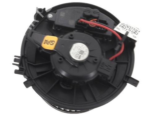 Varmeblæser VW GOLF VIII (CD1, DA1) 2.0 TDI (116 hp) 31152333