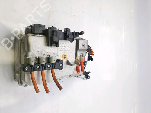 Używane Inwerter / Konwerter VOLVO XC40 (536) T5 Plug-in Hybrid (262 hp) 28615989