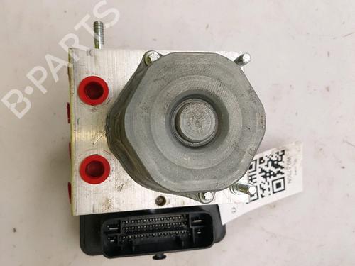 Used ABS pump MERCEDES-BENZ CLA Coupe (C117) CLA 220 CDI / d (117.303) (177 hp) 13683052