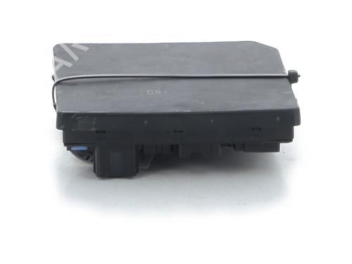 Used Fuse box Fuse box NISSAN JUKE (F15) 1.6 (117 hp) 33230211 33230211