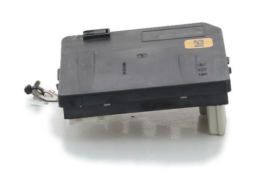 Used Fuse box RENAULT KANGOO / GRAND KANGOO II (KW0/1_) 1.5 dCi 85 (KW0K, KW0L, KW0B) (86 hp) 29198342