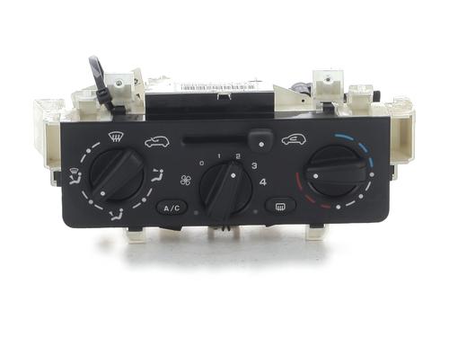 Used Climate control CITROËN C2 (JM_) 1.1 (60 hp) 32279224