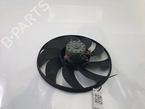 Used Radiator fan NISSAN INTERSTAR Van (X70) dCi 100 (99 hp) 24577577