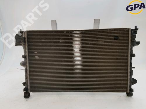Used Water radiator Water radiator SAAB 9-3 (YS3F, E79, D79, D75) 1.9 TiD (120 hp) 10470125 10470125