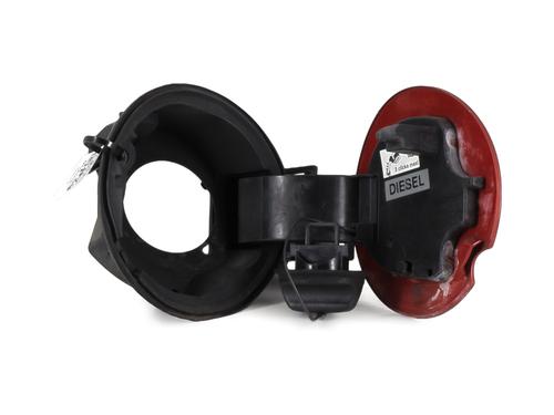 fuel-flap-renault-clio-iv-bh_-2012-2013-2014-2015-2016-2017-2018-2019-2020-2021-31866888 main image