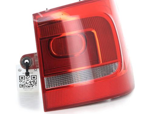 Right taillight VW TOURAN (1T3) 1.6 TDI | BP33533249C35  - Image 5