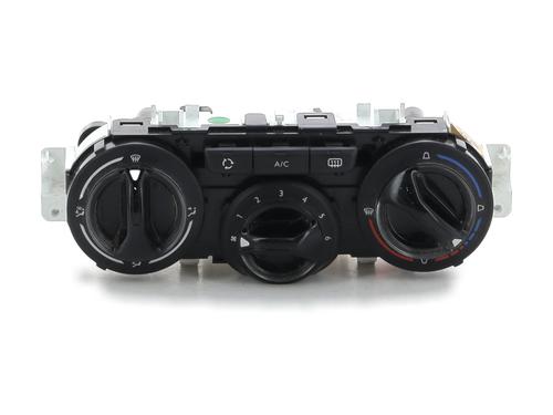 Used Climate control PEUGEOT 208 I (CA_, CC_) 1.2 VTI 82 (82 hp) 24326443