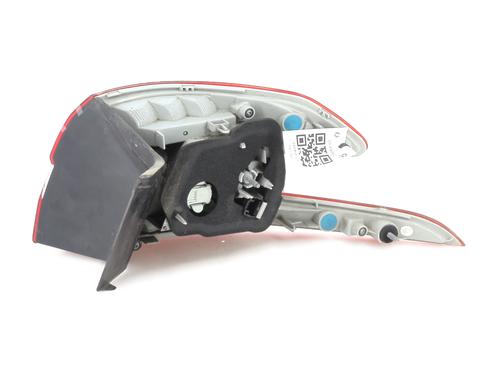 Left taillight PEUGEOT 308 SW II (LC_, LJ_, LR_, LX_, L4_) 2.0 GT HDi 180 / BlueHDi 180 | BP27269015C34 