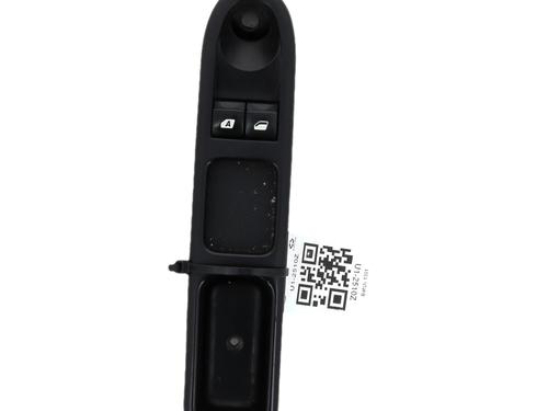 Used Left front window switch Left front window switch PEUGEOT 207 (WA_, WC_) 1.4 HDi (68 hp) 35892067 35892067