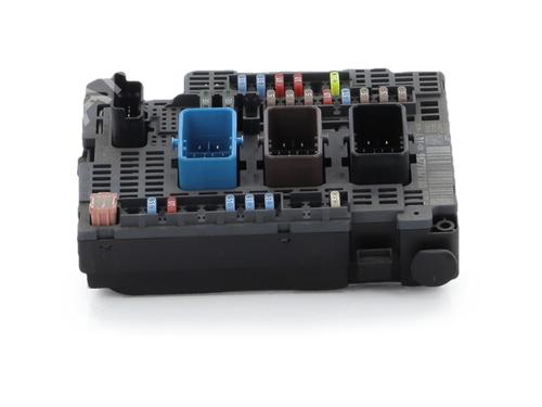Used Fuse box Fuse box 36660226 36660226