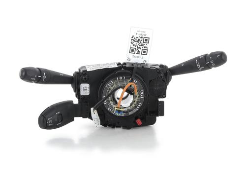 switch-peugeot-2008-i-cu_-2013-32013330 main image