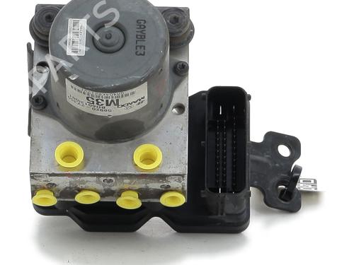 Used ABS pump HYUNDAI ix35 (LM, EL, ELH) 1.7 CRDi (116 hp) 26917830