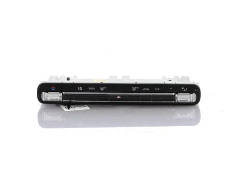 Used Climate control MERCEDES-BENZ A-CLASS (W177) A 250 4-matic (177.047) (224 hp) 17694964