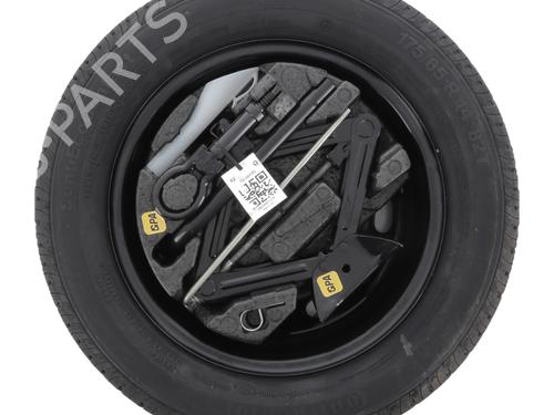 jack-kit-ford-fiesta-vi-cb1-ccn-2008-39971646 main image