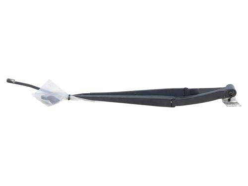 Used Front windshield wiper arm RENAULT KADJAR (HA_, HL_) 1.6 dCi 130 (HLA4) (130 hp) 27906959