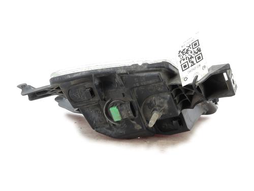 Used Right front fog light Right front fog light PEUGEOT 407 (6D_) 2.0 HDi (6DRHRH) (140 hp) 24325416 24325416