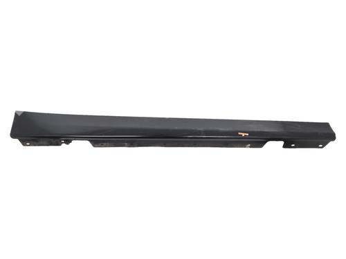 Used Right sideskirt Right sideskirt 38496504 38496504